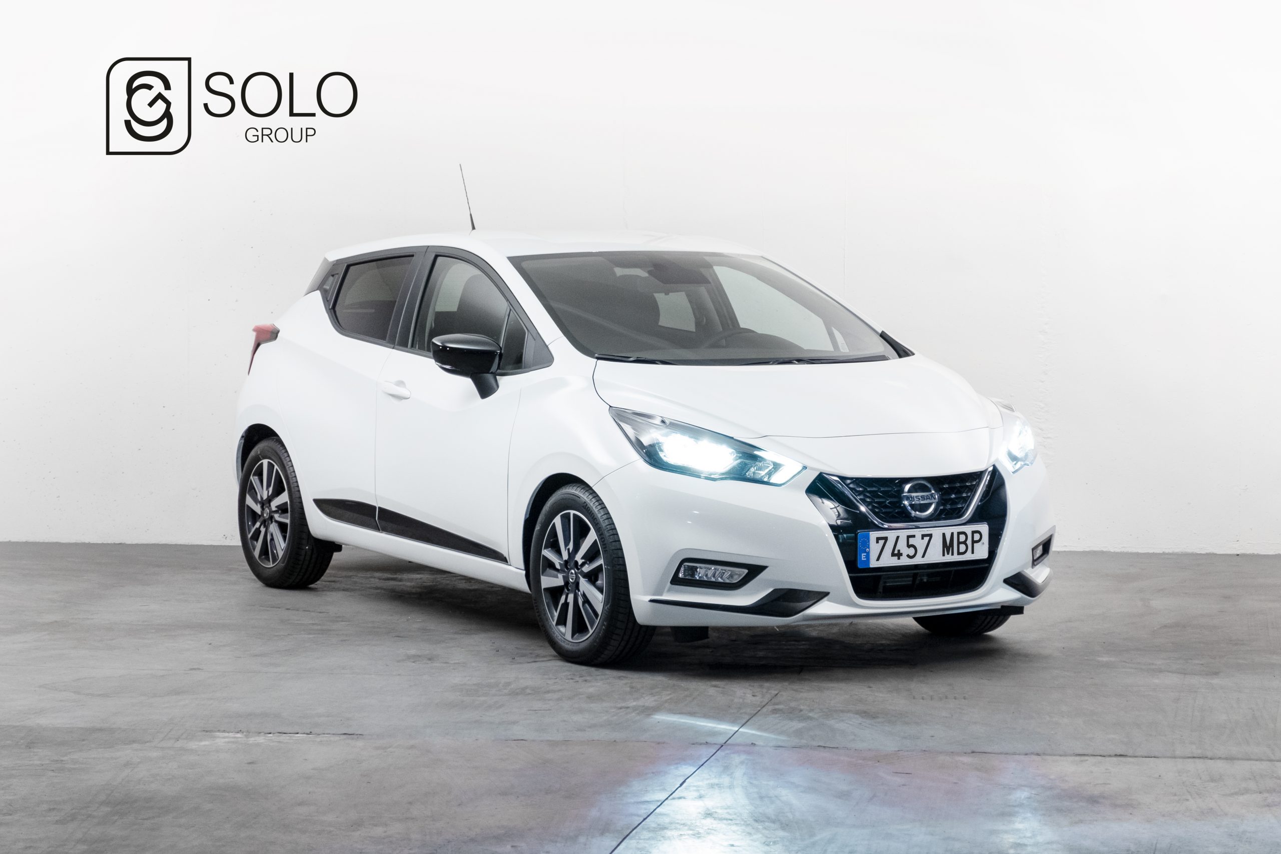 Nissan Micra 5 - Année 2017 - 109381 Km - Blanche - 5 Portes - Mise En Circulation 11/09/2017 - Garantie 12 Mois