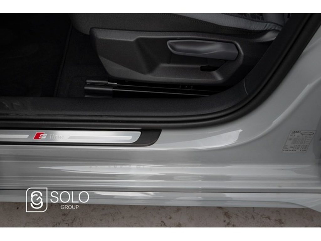 Audi A1 Sportback Adrenalin 30 TFSI 81kW S tron