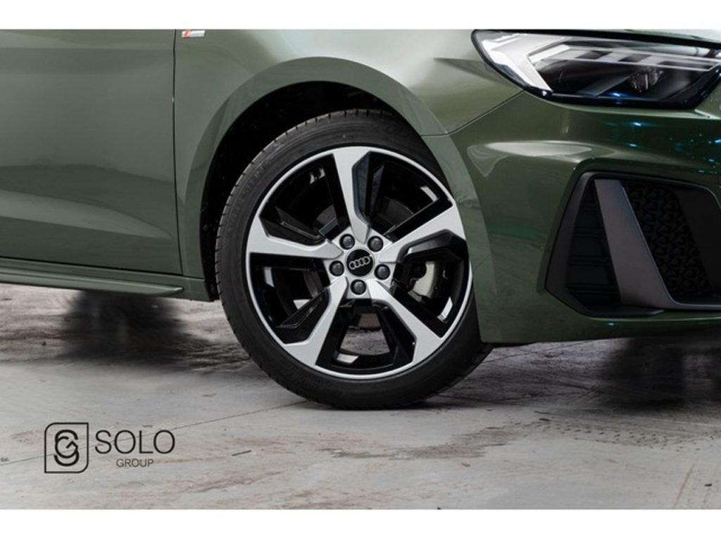 Audi A1 Sportback Adrenalin 30 TFSI 81kW S tron