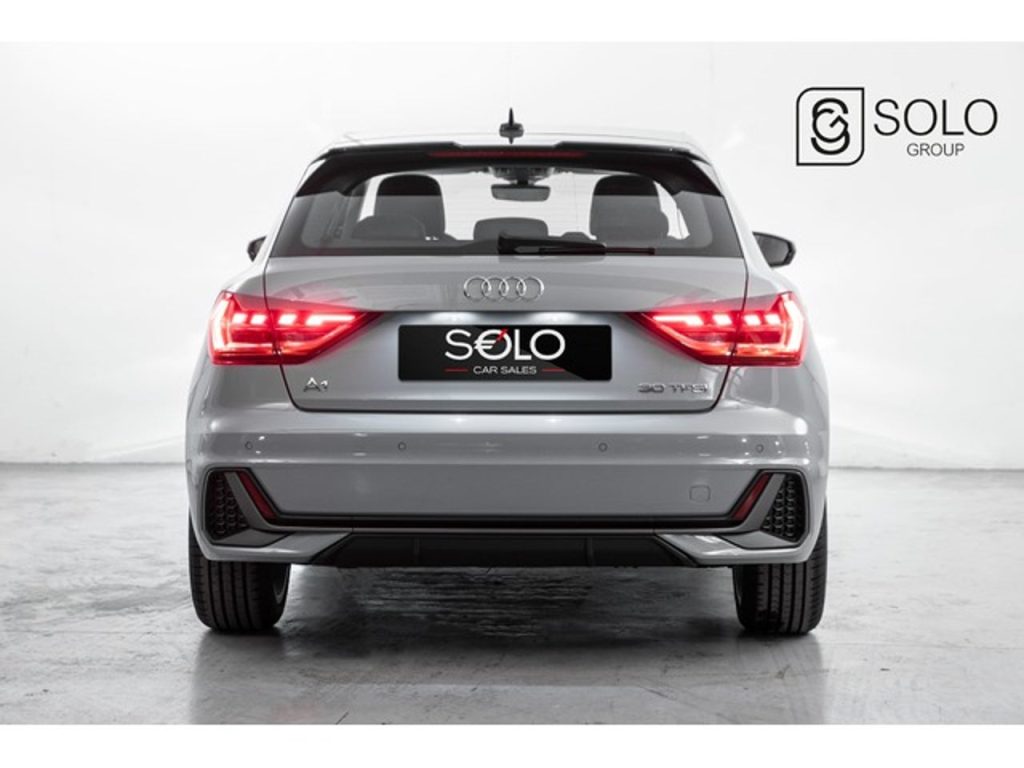 Audi A1 Sportback Adrenalin 30 TFSI 81kW S tron